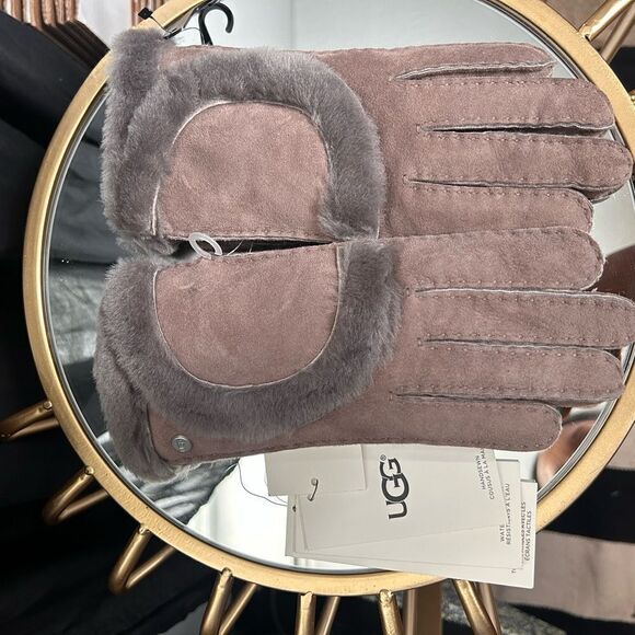 UGG Fur Suede and Leather Winter Gloves NWT - Picture 2 of 4